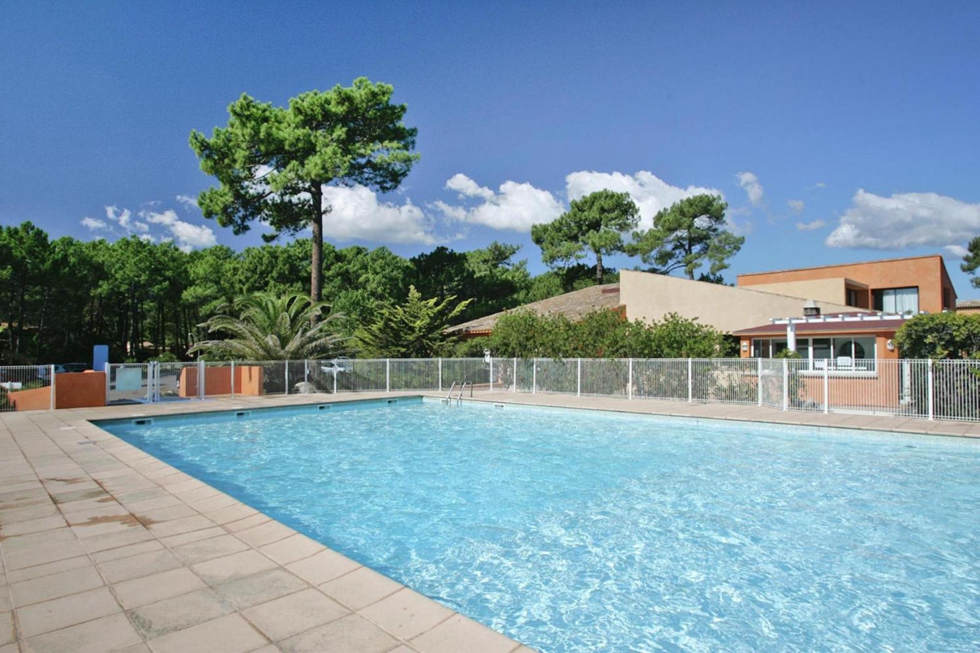 Lovely Apartment In Borgo With Shared Pool Luaran gambar